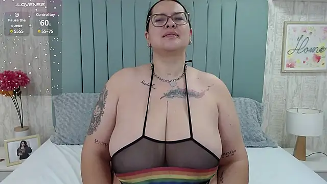 KarllaWalker online show from January 2025 11:29:02 AM