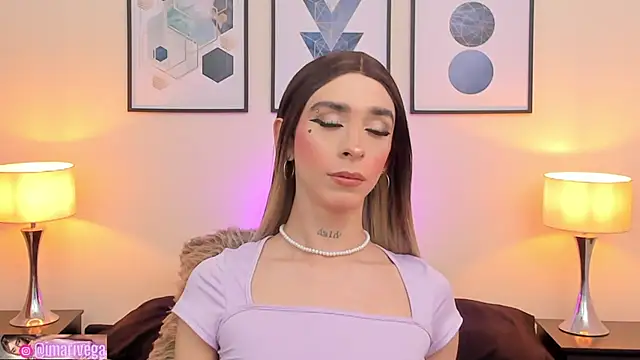 ariivega online show from February 2025 12:33:01 AM