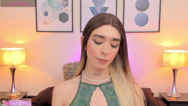 ariivega online show from February 2025 01:36:01 AM