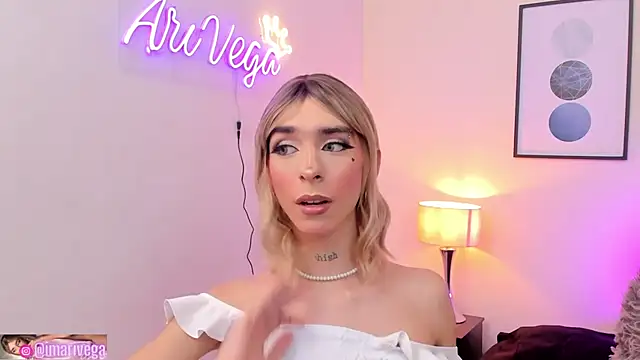 ariivega online show from February 2025 12:27:02 AM