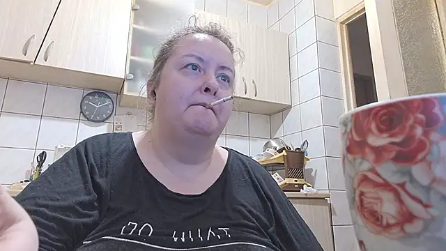 Snapshot of melissaBlessing chatting on February 2025 06:12:02 AM melissaBlessing online show from February 2025 06:12:02 AM