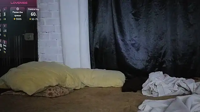 Snapshot of Kimandyuk chatting on December 2025 02:06:02 AM Kimandyuk online show from December 2025 02:06:02 AM