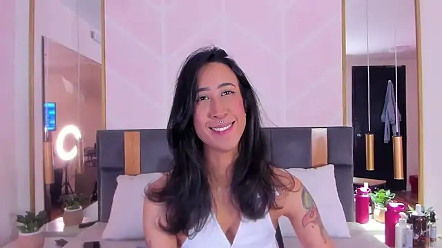 GabyPetit online show from November 2025 02:15:01 PM