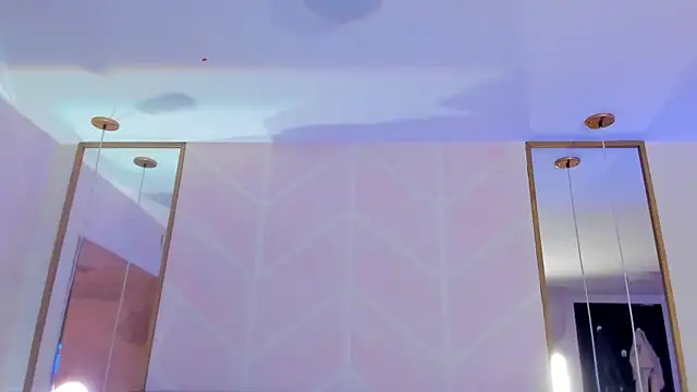 GabyPetit online show from November 2025 08:11:01 PM