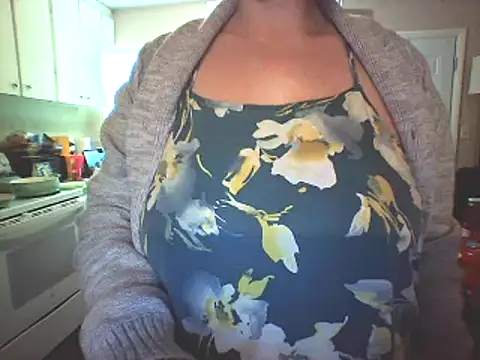Big-Tits-McGee online show from February 2025 03:05:02 PM