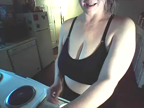 Big-Tits-McGee online show from March 2025 03:04:01 PM