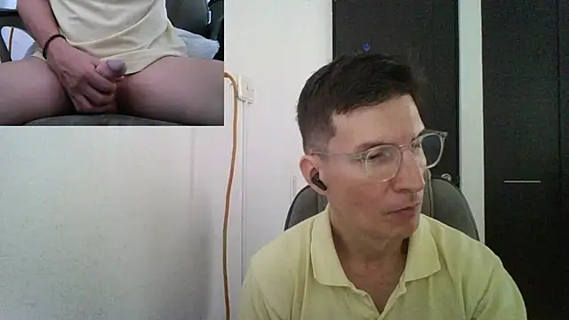 fieryloves online show from December 2024 04:46:02 PM