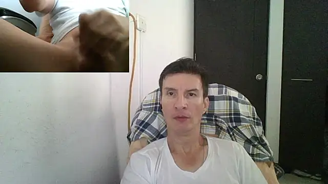 fieryloves online show from January 2025 02:22:01 PM