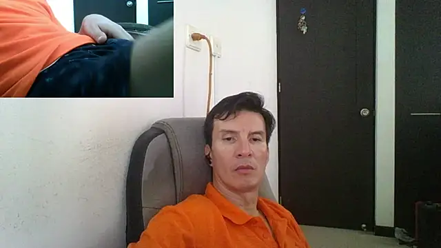 fieryloves online show from March 2025 08:37:01 PM