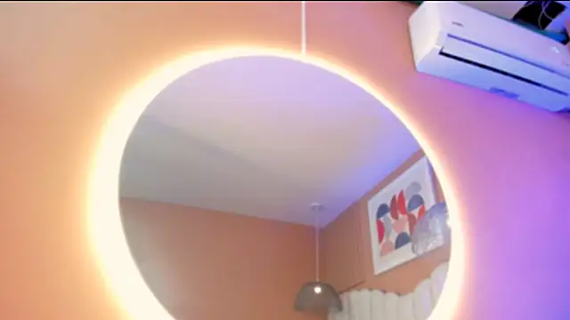 zia cooper online show from October 2025 07:22:01 PM