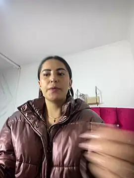 CAM 21X online show from December 2024 03:00:02 AM