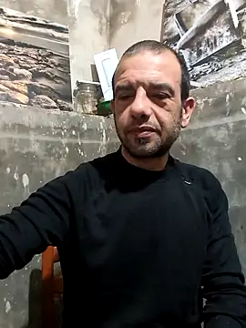 FotografoPollon online show from February 2025 11:55:02 PM