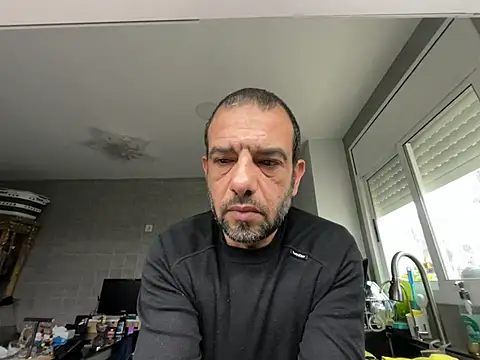 FotografoPollon online show from March 2025 02:18:02 PM