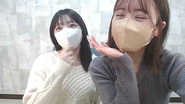 Snapshot of LOVE_MOMO_LOVE chatting on January 2025 12:02:01 PM LOVE MOMO LOVE online show from January 2025 12:02:01 PM
