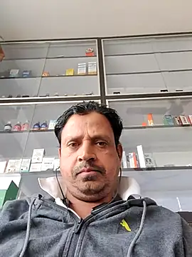 Snapshot of Raj1043 chatting on November 2025 06:14:01 AM Raj1043 online show from November 2025 06:14:01 AM