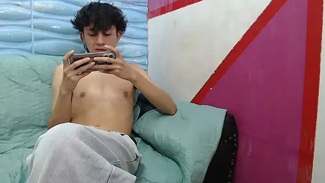 Felipe Browns online show from December 2024 04:49:01 PM