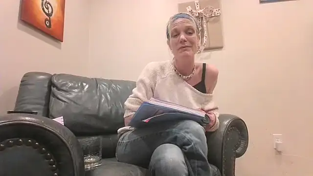 AddieAssets online show from December 2024 07:08:01 AM