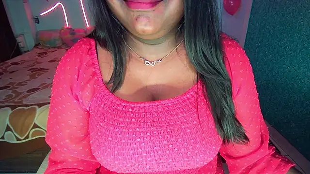 expression queen online show from February 2025 06:43:01 PM