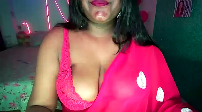 expression queen online show from March 2025 11:21:01 AM