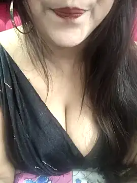 Jeenat  online show from January 2025 07:39:01 PM