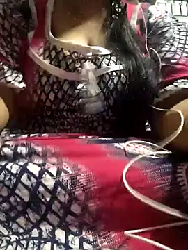 Jeenat  online show from January 2025 08:04:01 PM