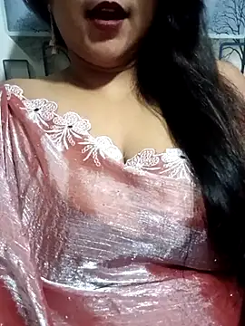 Jeenat  online show from March 2025 06:53:01 PM