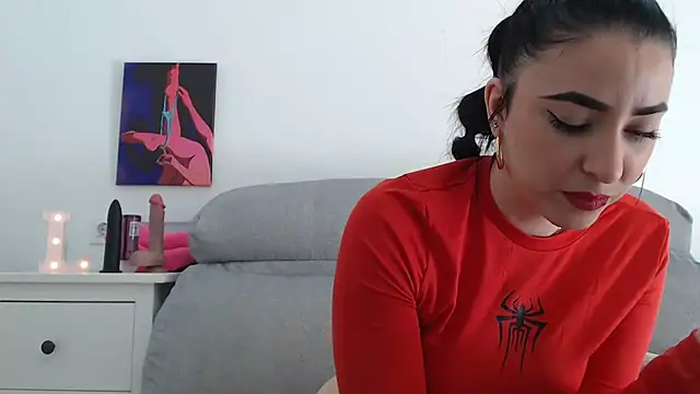 Snapshot of leilacam25 chatting on November 2025 01:55:02 PM leilacam25 online show from November 2025 01:55:02 PM