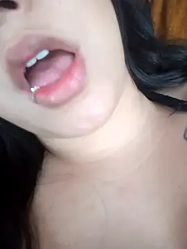JESSYCORTES online show from December 2024 05:18:02 PM