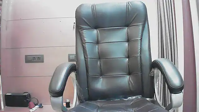 collage hoty online show from September 2025 04:29:02 PM