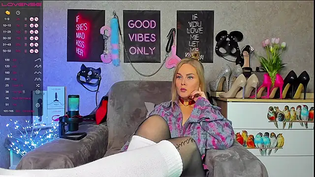 HannaKorsak online show from December 2024 07:32:01 PM