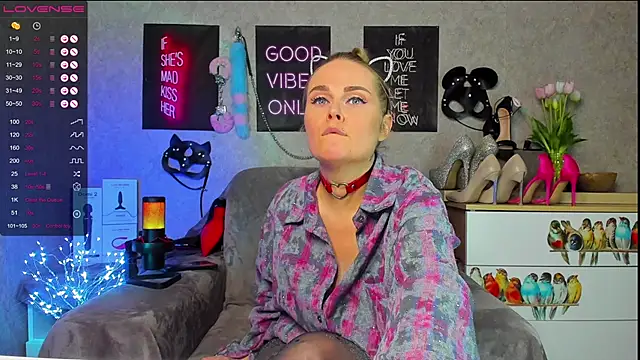HannaKorsak online show from December 2024 10:32:02 PM