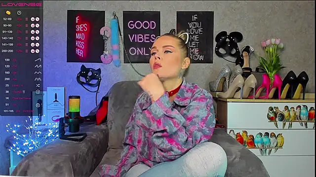 HannaKorsak online show from December 2024 06:57:02 PM