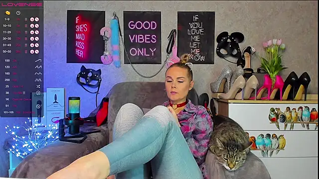 HannaKorsak online show from December 2024 10:02:02 PM
