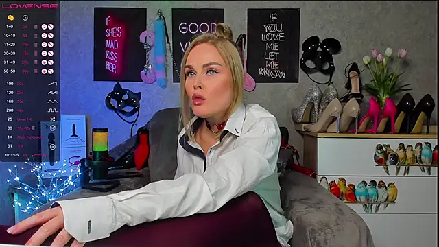 HannaKorsak online show from February 2025 05:55:02 PM