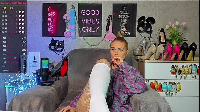 HannaKorsak online show from February 2025 08:45:02 PM