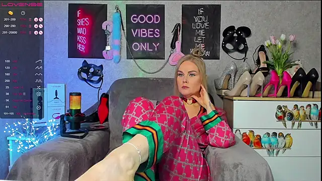 HannaKorsak online show from February 2025 06:48:01 PM