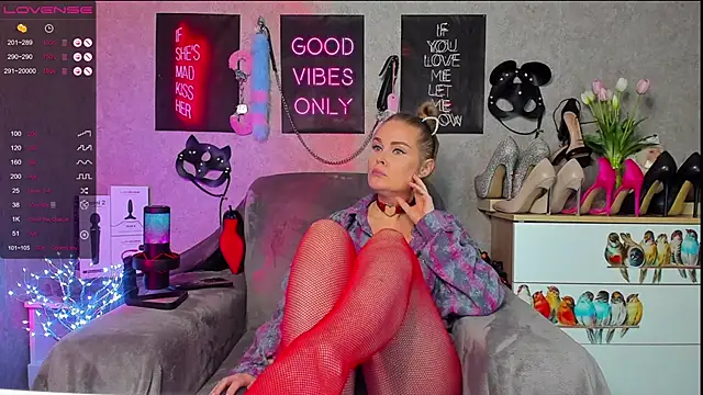 HannaKorsak online show from February 2025 09:16:01 PM