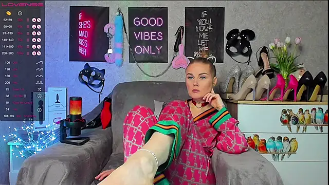 HannaKorsak online show from February 2025 06:43:02 PM