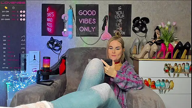 HannaKorsak online show from March 2025 09:09:02 PM