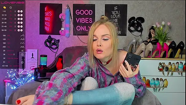 HannaKorsak online show from March 2025 06:29:02 PM