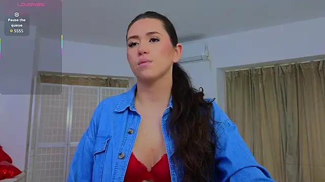 Snapshot of SweetScribe chatting on November 2025 07:07:01 AM SweetScribe online show from November 2025 07:07:01 AM