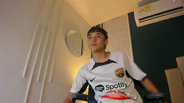 Snapshot of Austin_Cardieff chatting on March 2025 03:33:02 AM Austin Cardieff online show from March 2025 03:33:02 AM