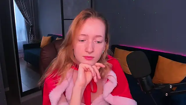 OddlyFamiliar online show from December 2024 09:45:01 AM