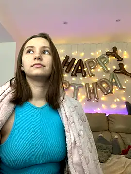 Snapshot of HotCaramellsTV chatting on October 2025 09:08:01 AM HotCaramellsTV online show from October 2025 09:08:01 AM