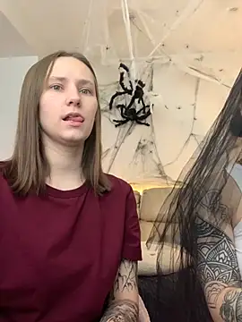 Snapshot of HotCaramellsTV chatting on October 2025 07:31:01 AM HotCaramellsTV online show from October 2025 07:31:01 AM