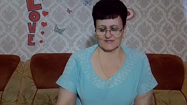 Snapshot of PaulaGolden chatting on October 2025 09:18:01 AM PaulaGolden online show from October 2025 09:18:01 AM