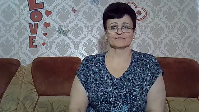 Snapshot of PaulaGolden chatting on October 2025 09:21:01 AM PaulaGolden online show from October 2025 09:21:01 AM