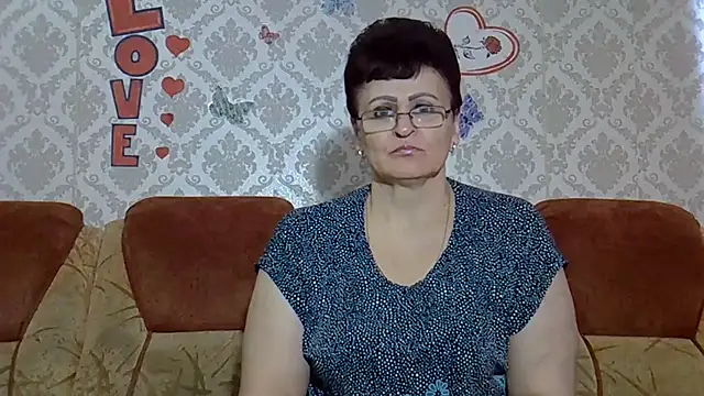 Snapshot of PaulaGolden chatting on October 2025 08:26:02 AM PaulaGolden online show from October 2025 08:26:02 AM