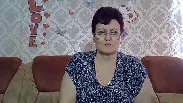 Snapshot of PaulaGolden chatting on November 2025 10:04:01 AM PaulaGolden online show from November 2025 10:04:01 AM