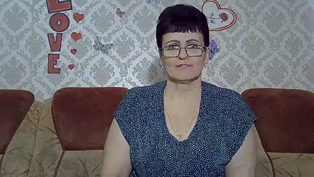 Snapshot of PaulaGolden chatting on November 2025 08:14:02 AM PaulaGolden online show from November 2025 08:14:02 AM